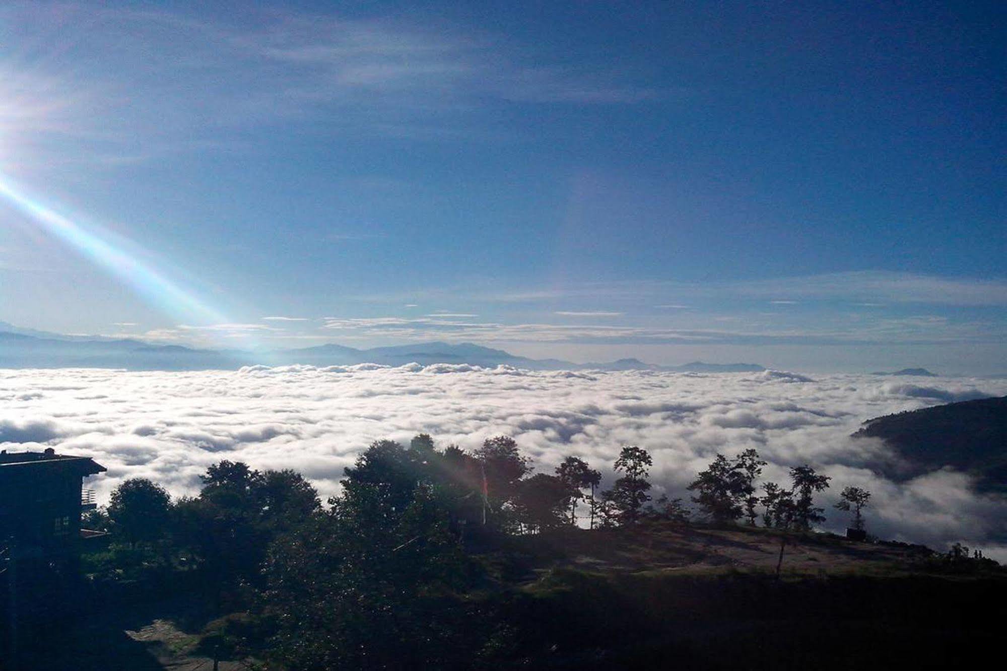 Nagarkot Sunshine Hotel Baluwapati Deupur Екстер'єр фото